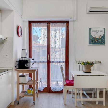 Walking Distance From San Pietro Apartment Bagian luar foto