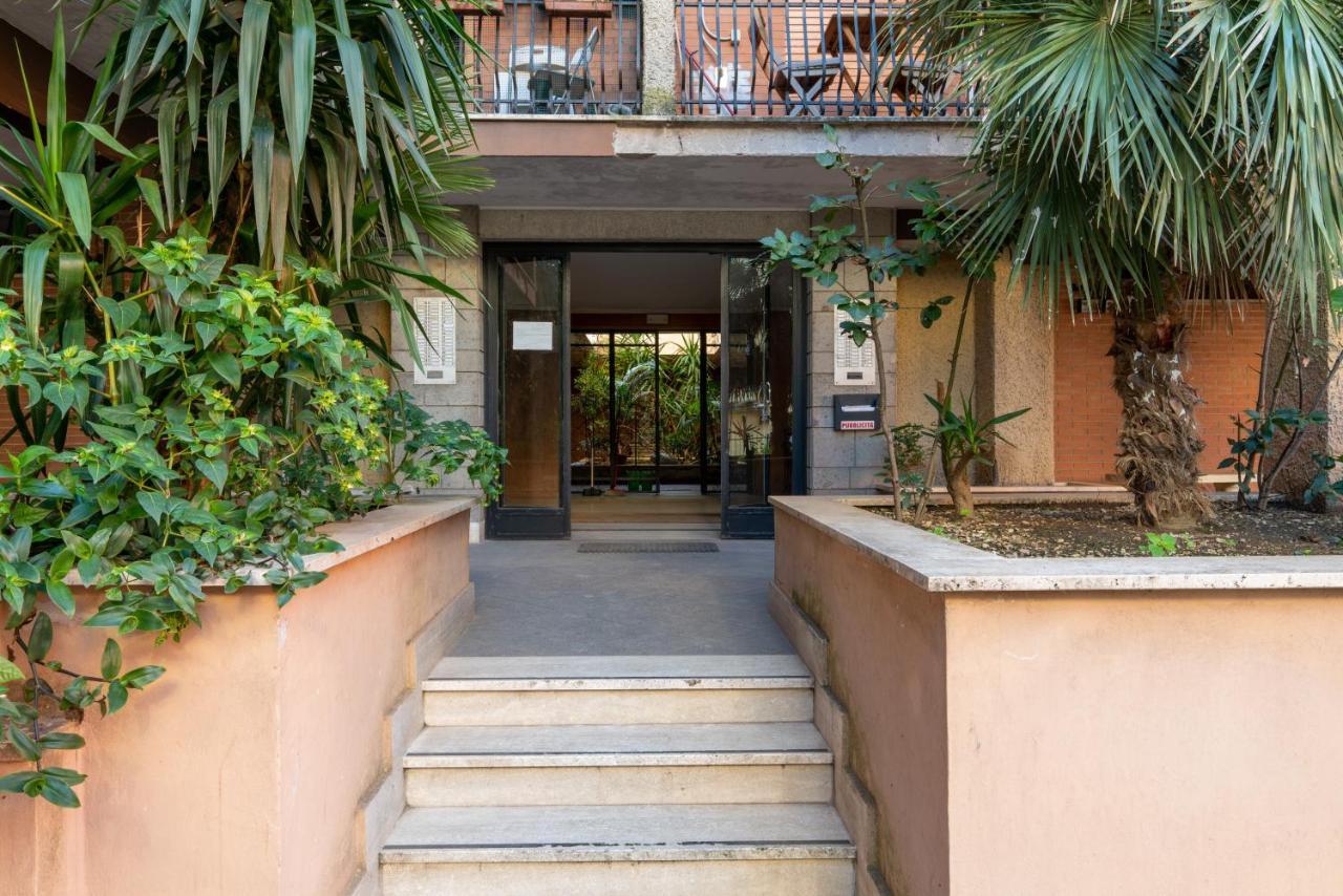 Walking Distance From San Pietro Apartment Bagian luar foto